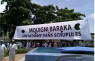 Mouigni Baraka mendie des ministères pour ses voyous