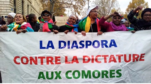 Les Comores, un pays brisé, meurtri, comateux, à terre