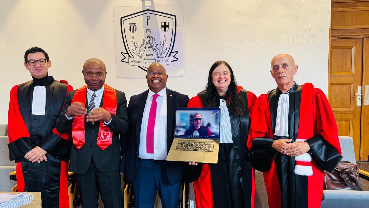 J’ai soutenu ma Thèse: Mayotte et le droit des peuples à disposer d’eux-mêmes